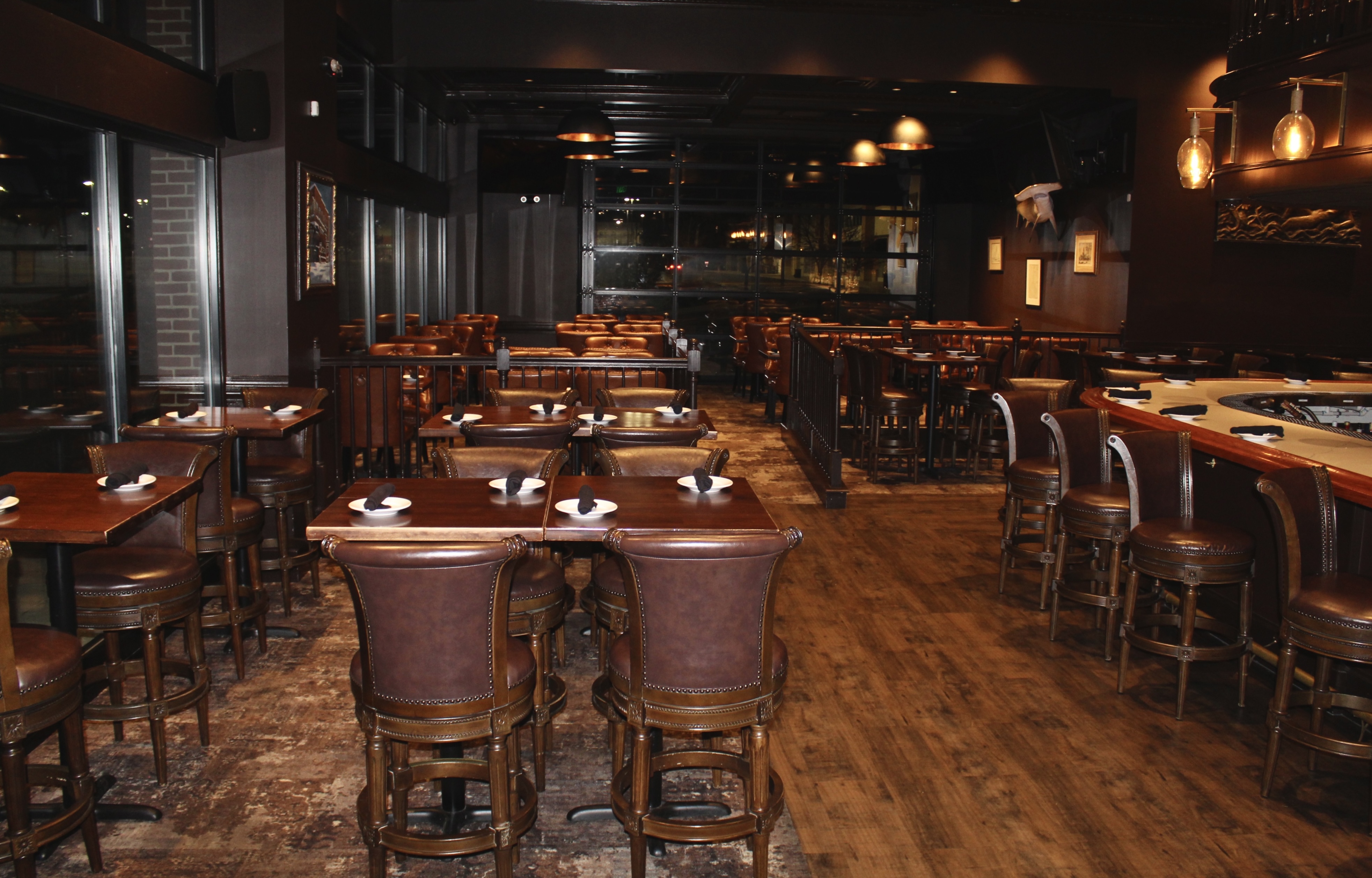 Mama's On The Half Shell High Tops and Bar area 