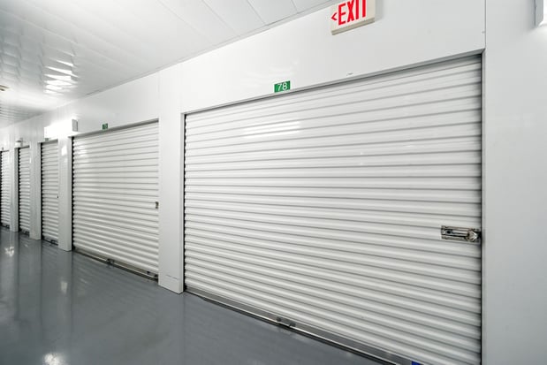 Images Storage Hub
