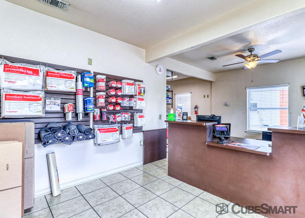 Images CubeSmart Self Storage