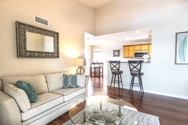 Images Renaissance Place Apartments