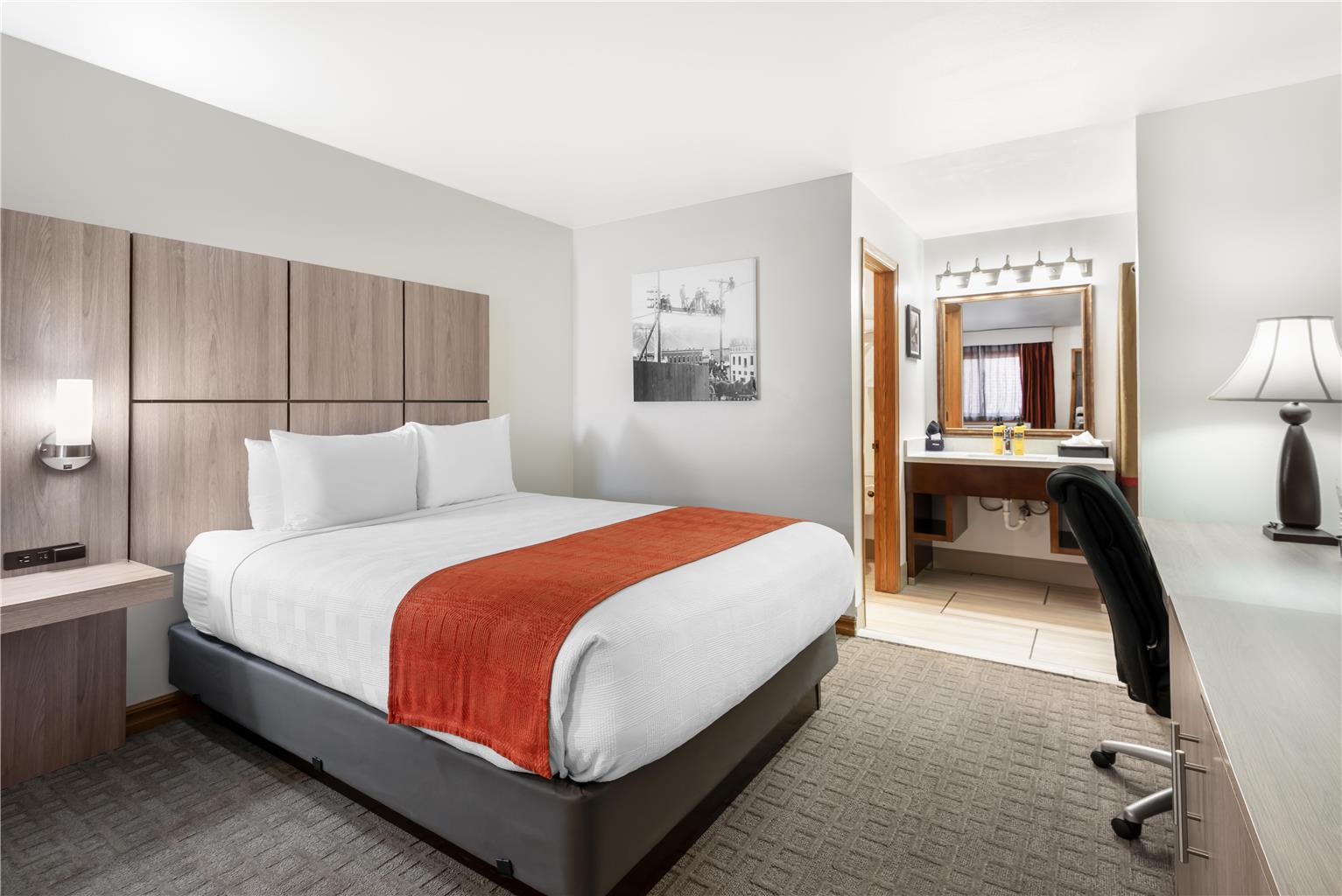 Double Queen Room
