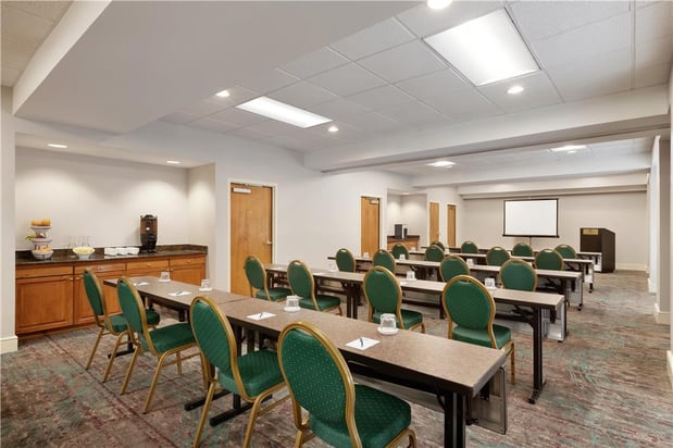 Images Homewood Suites by Hilton St. Petersburg Clearwater