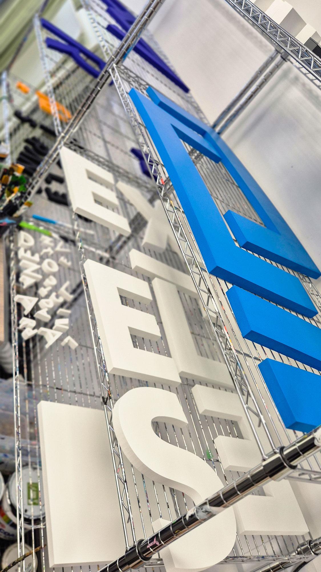 Images Wall Gems - 3D Signs & Wall Letters