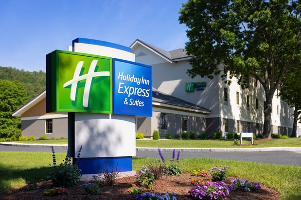 Images Holiday Inn Express & Suites Brattleboro by IHG