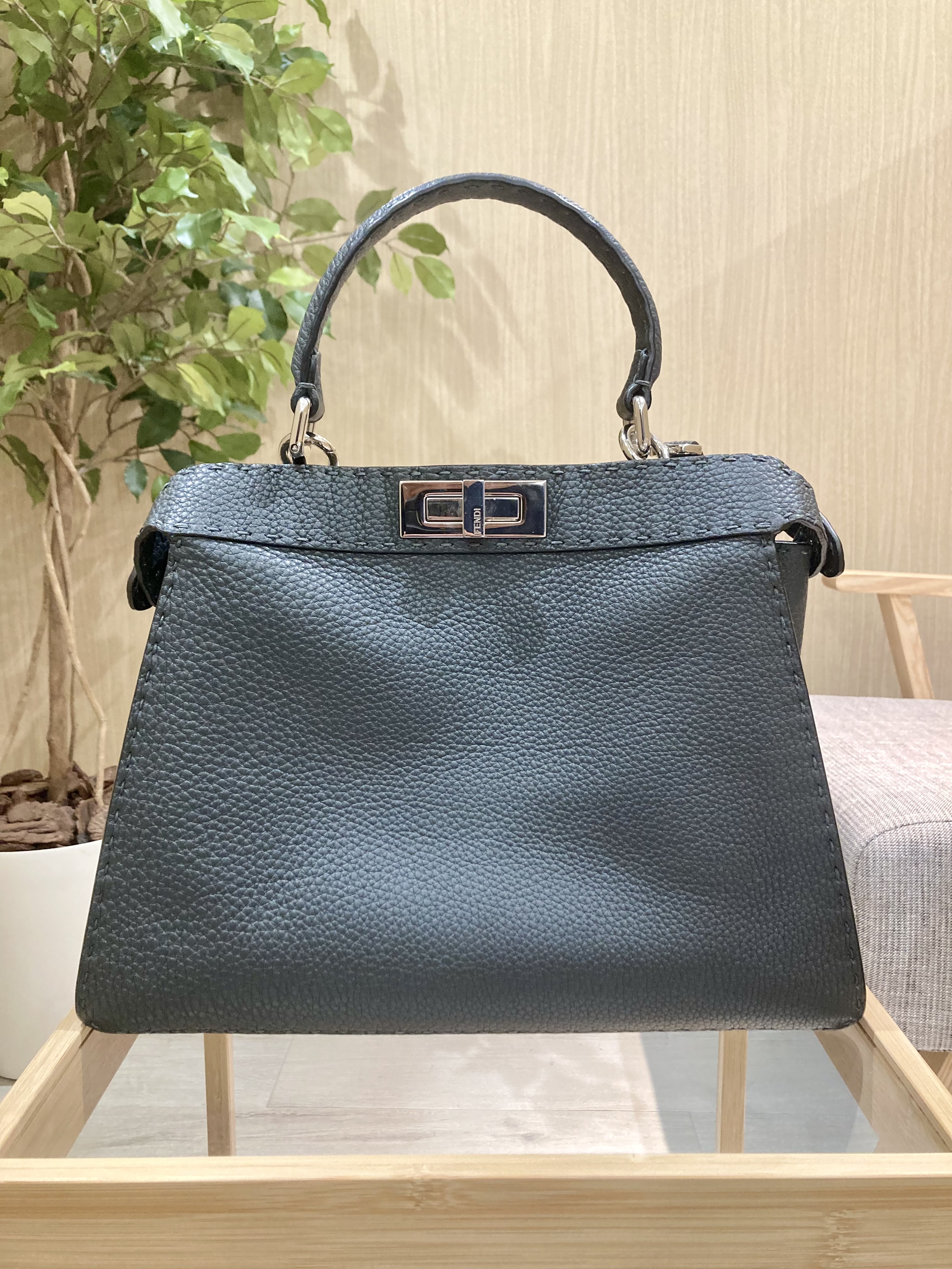 Images KOMEHYO（コメ兵）買取センター大丸須磨