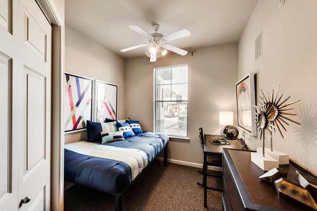 Images Maverick Place Apartments