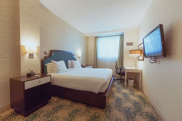 Images Hotel Skyler Syracuse, Tapestry Collection by Hilton