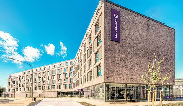 Bild 1 Premier Inn Lübeck City Centre Hotel in Lübeck