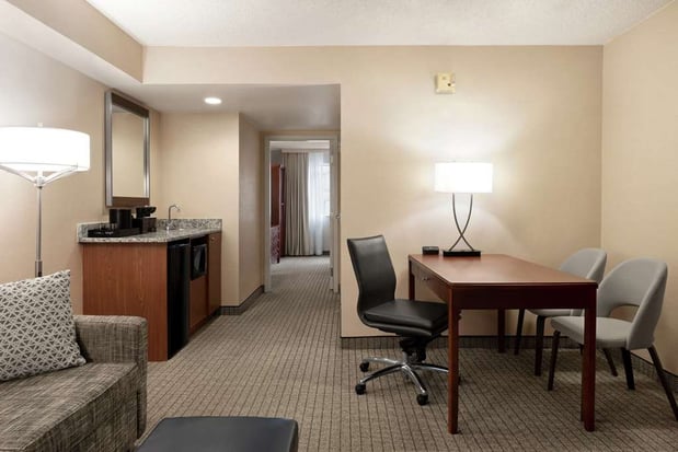 Images Embassy Suites by Hilton Cincinnati RiverCenter