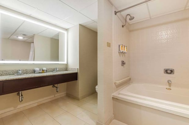 Images Best Western Plus Steeplegate Inn