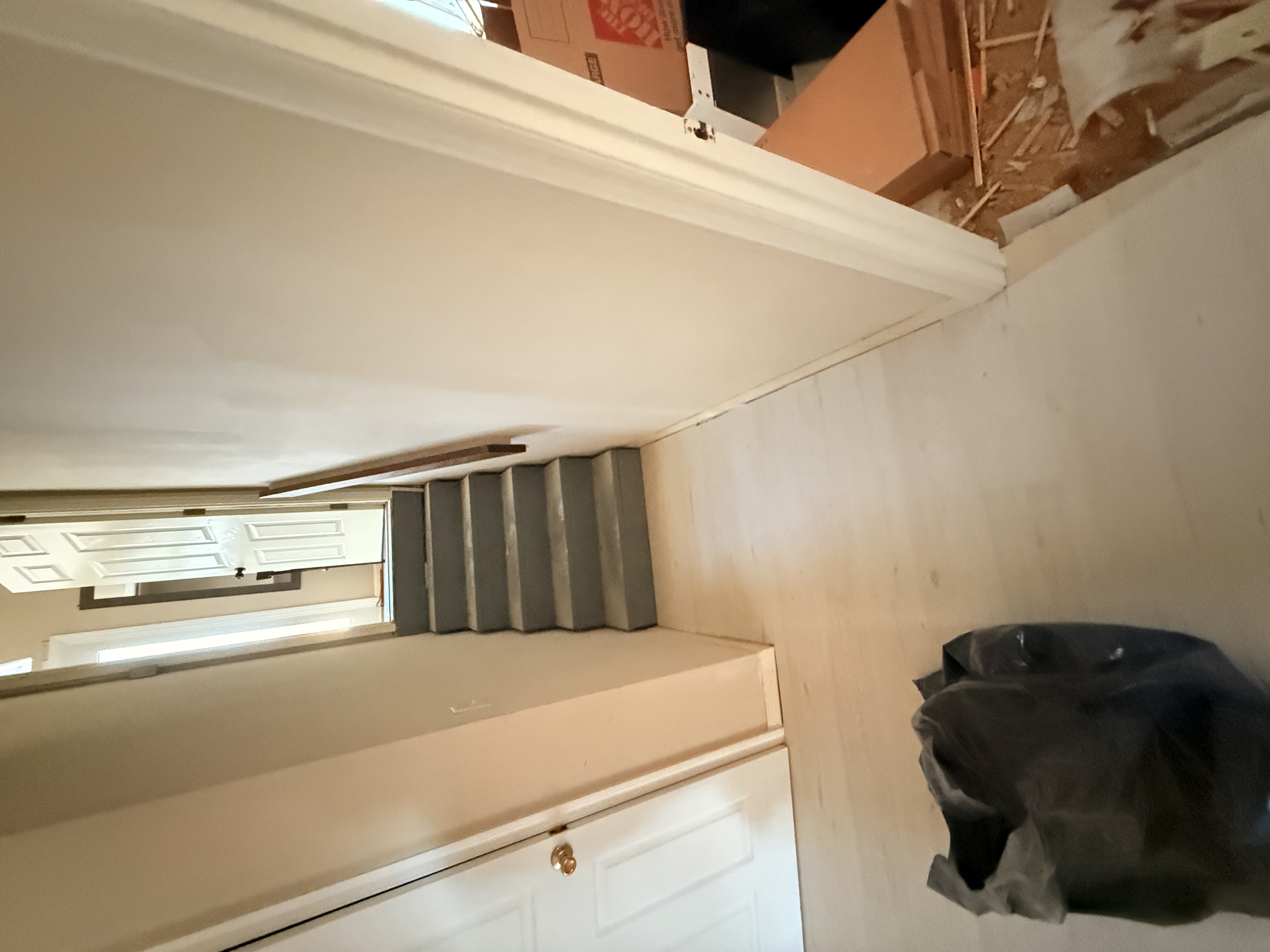 Floor Coverings International Image