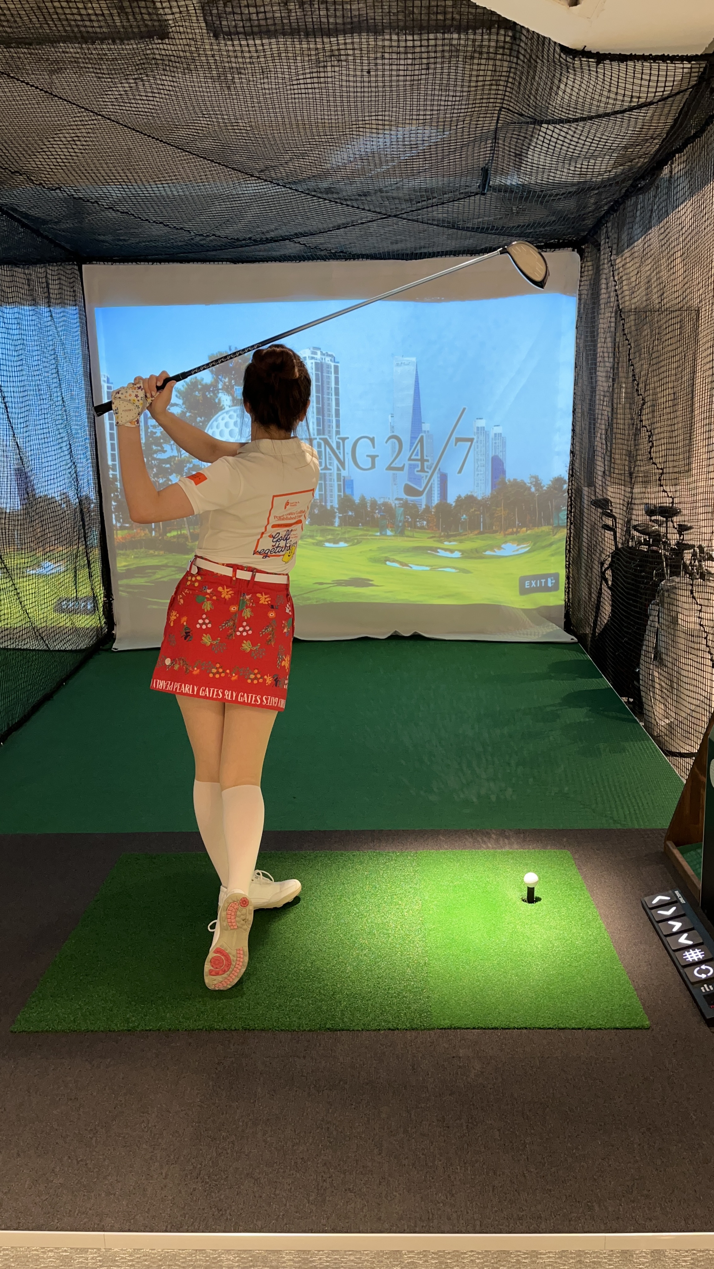 Images インドアゴルフ練習場SWING24/7今里店