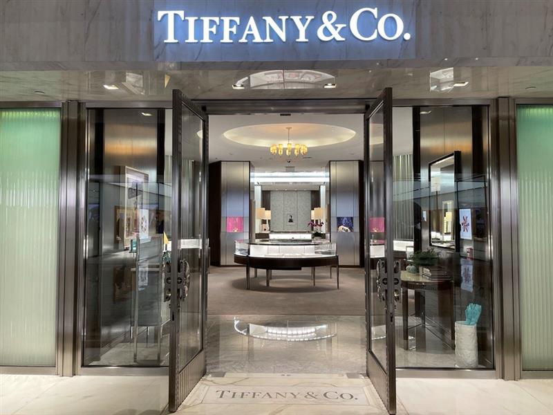 Tiffany & Co. at The Shops at Chestnut Hill - A Shopping Center in Chestnut  Hill, MA - A Simon Property