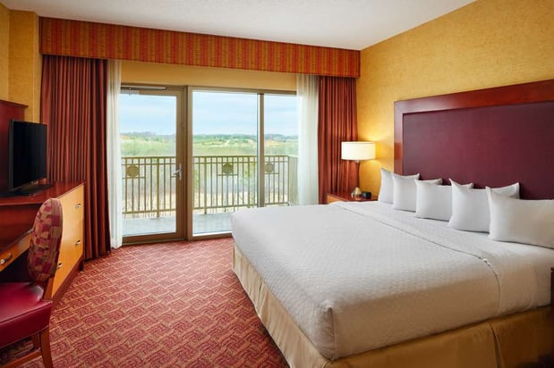 Images Embassy Suites by Hilton Charlotte Concord Golf Resort & Spa