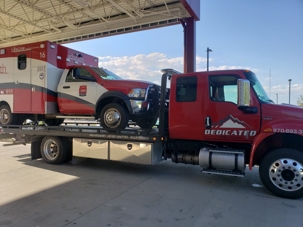 Dedicated Towing and Recovery Photo