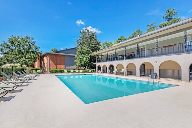 Images Riverchase Landing