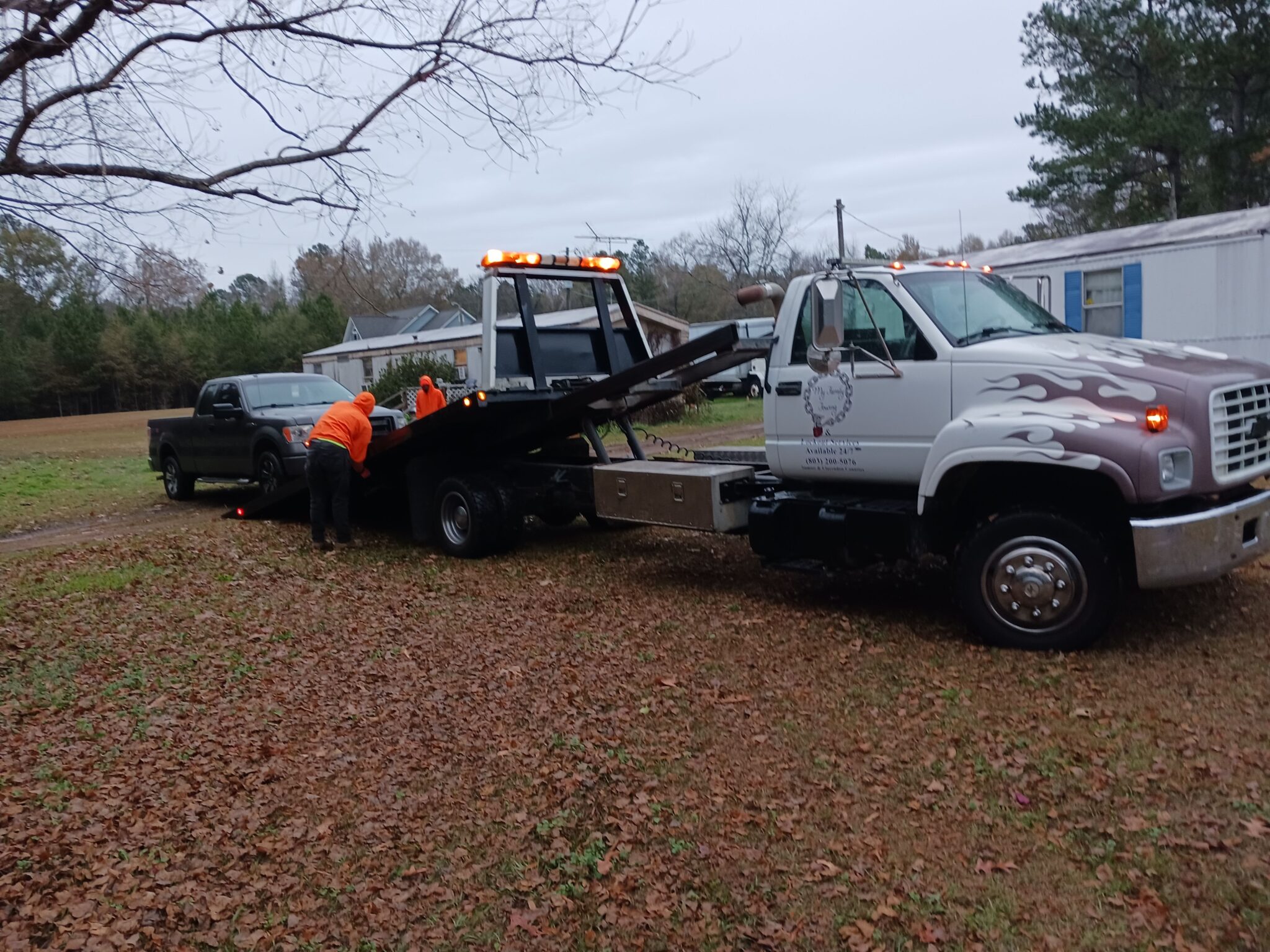 Count on us to solve your towing problems!