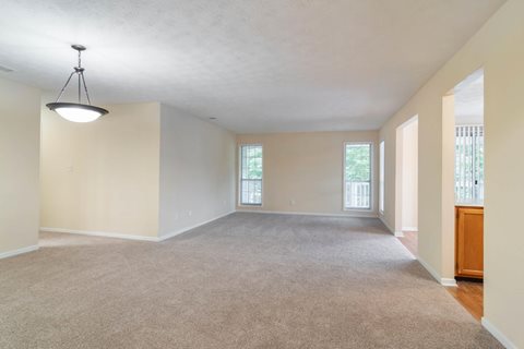 Dunwoody Village Apartment Homes Photo