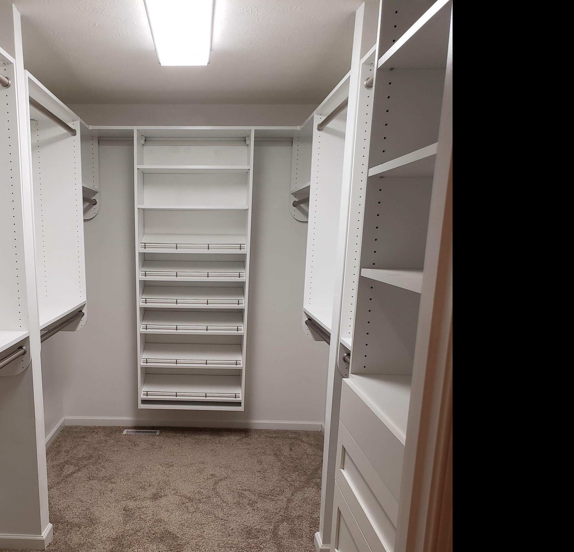 Images Concept II Closets