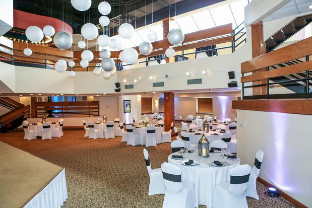 Images Crowne Plaza Virginia Beach Town Center by IHG