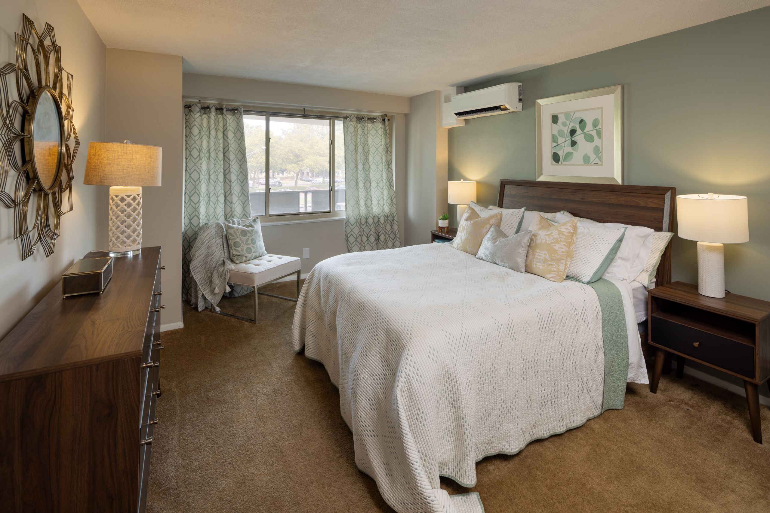King-Sized Bedroom 