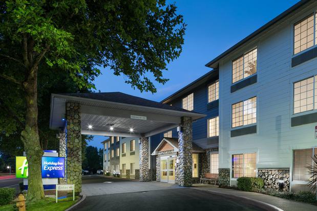 Images Holiday Inn Express Corvallis-on the River by IHG
