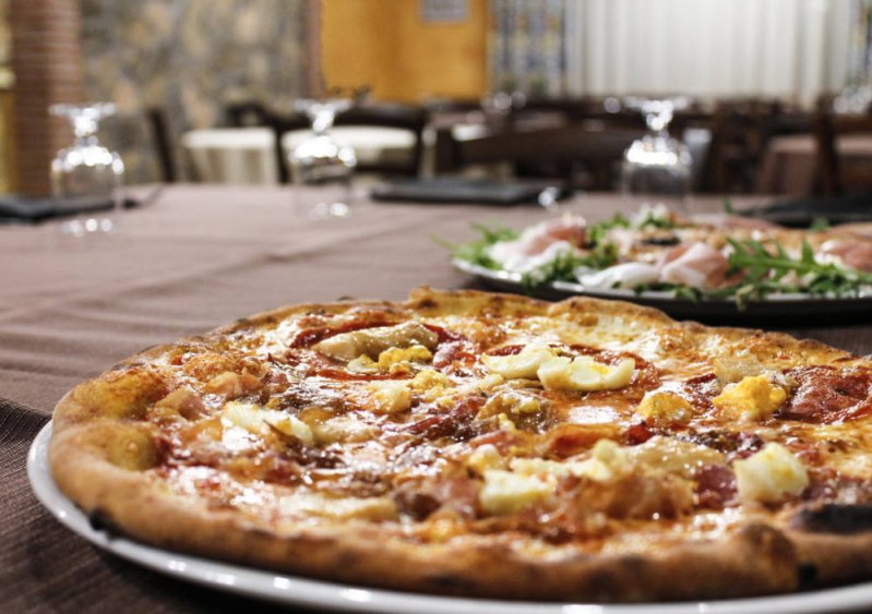 Images Al Castello a Maniace-Bar-Ristorante-Pizzeria-Piscina-Quad