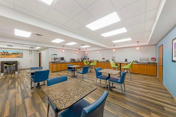 Images Best Western Plus Midwest City Inn & Suites