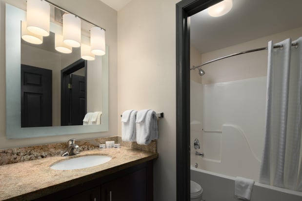 Images Candlewood Suites St. Louis - St. Charles by IHG