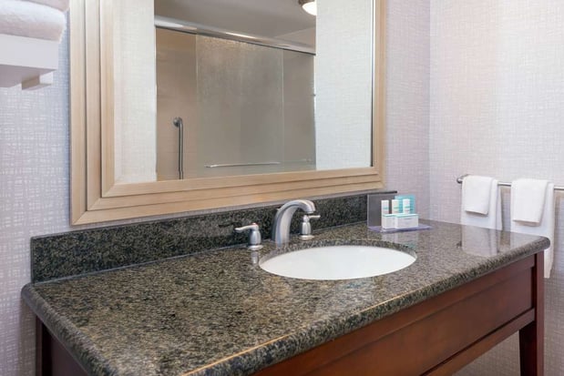 Images Hampton Inn & Suites Orlando Airport @ Gateway Village