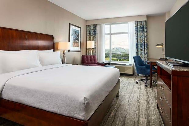 Images Hilton Garden Inn Nashville Downtown/Convention Center