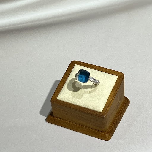 Images KOMEHYO（コメ兵）買取センターアミュプラザ鹿児島