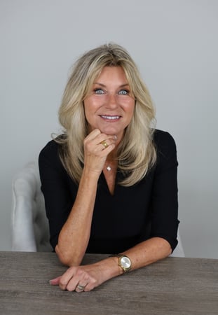 Images Ed Noschese and Kim Rostron Team - The Best Agents Ever, LLC