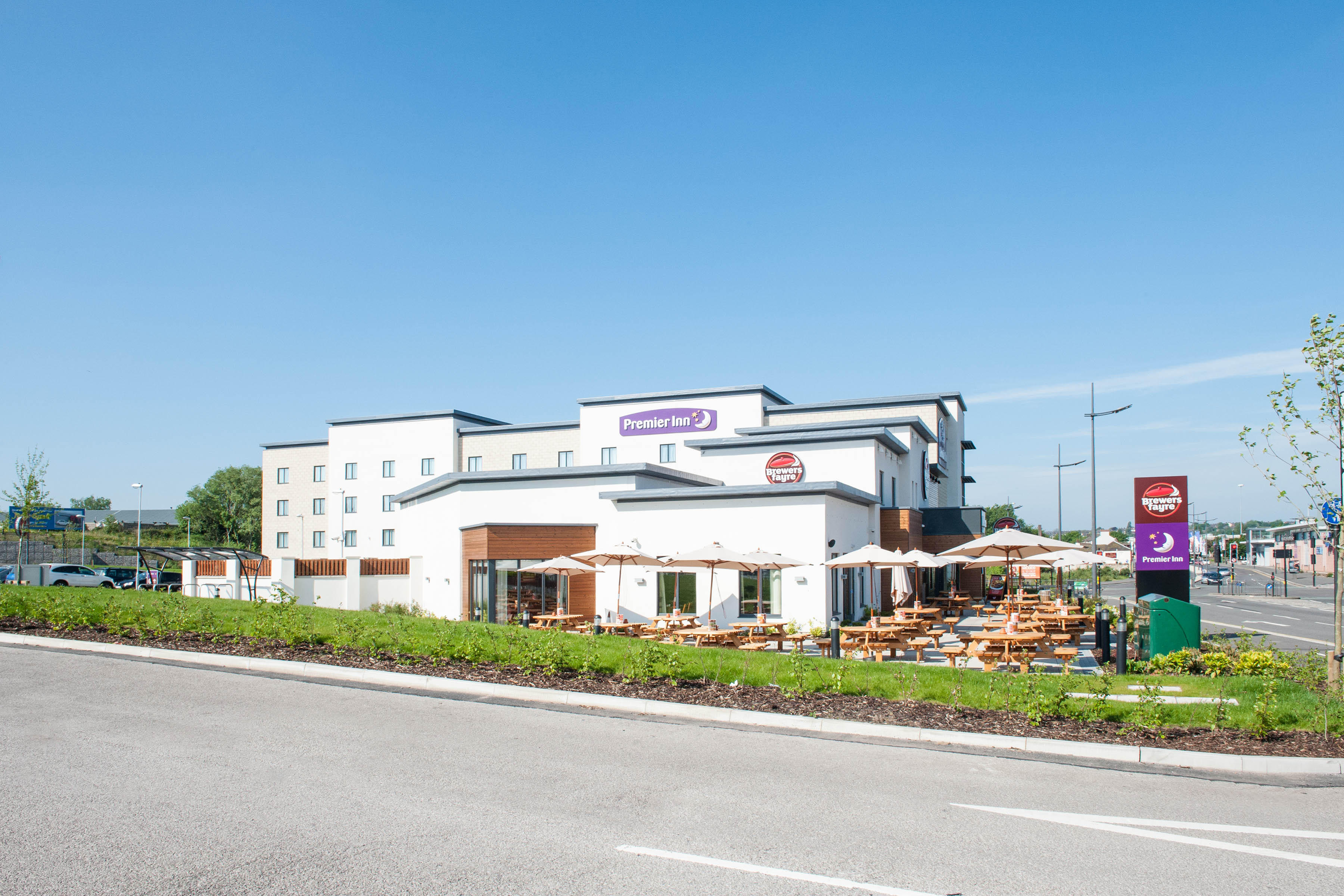 Images Premier Inn Stoke-On-Trent (Hanley) hotel