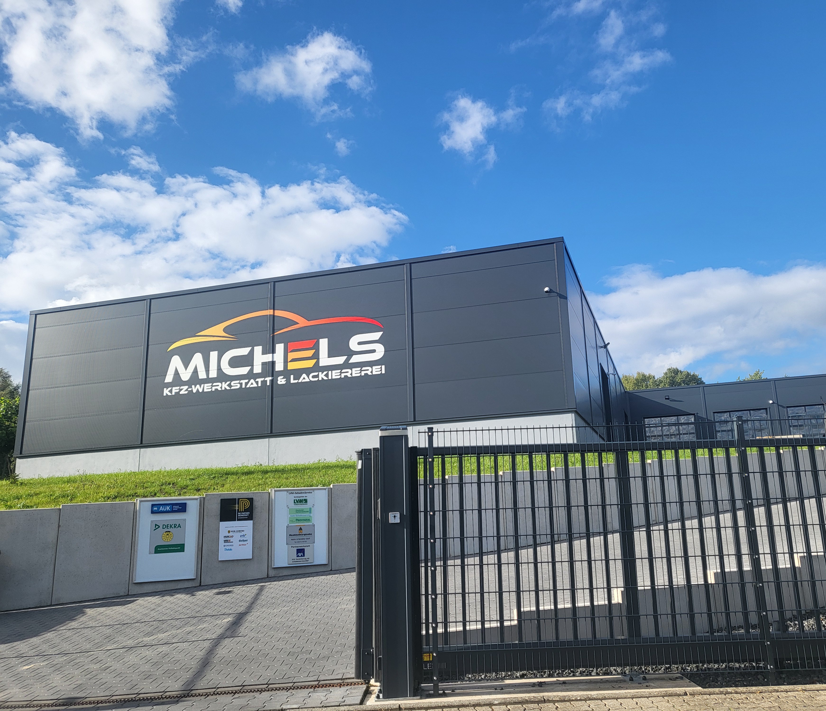 Horst Michels e.K. Kfz-Werkstatt & Lackiererei, Schieferstraße 5 in Laubach