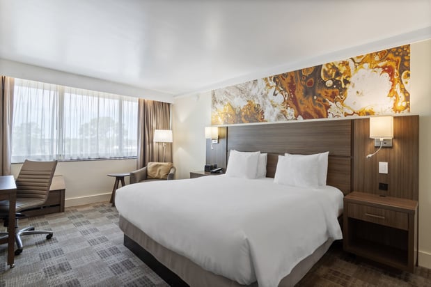 Images Crowne Plaza Executive Center Baton Rouge by IHG