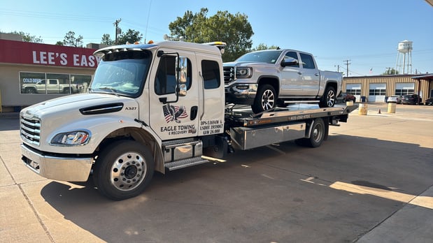 Images Eagle Towing & Recovery