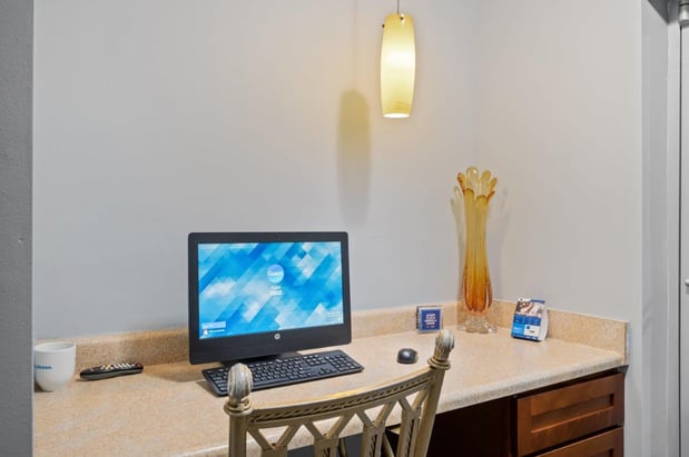 Images Cedar Gardens and Towers Apartment Homes