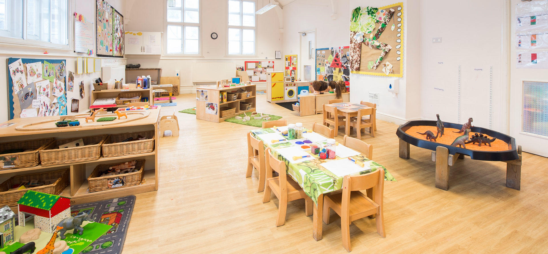 Bright Horizons Coulsdon Day Nursery and Preschool Coulsdon 03300 572290