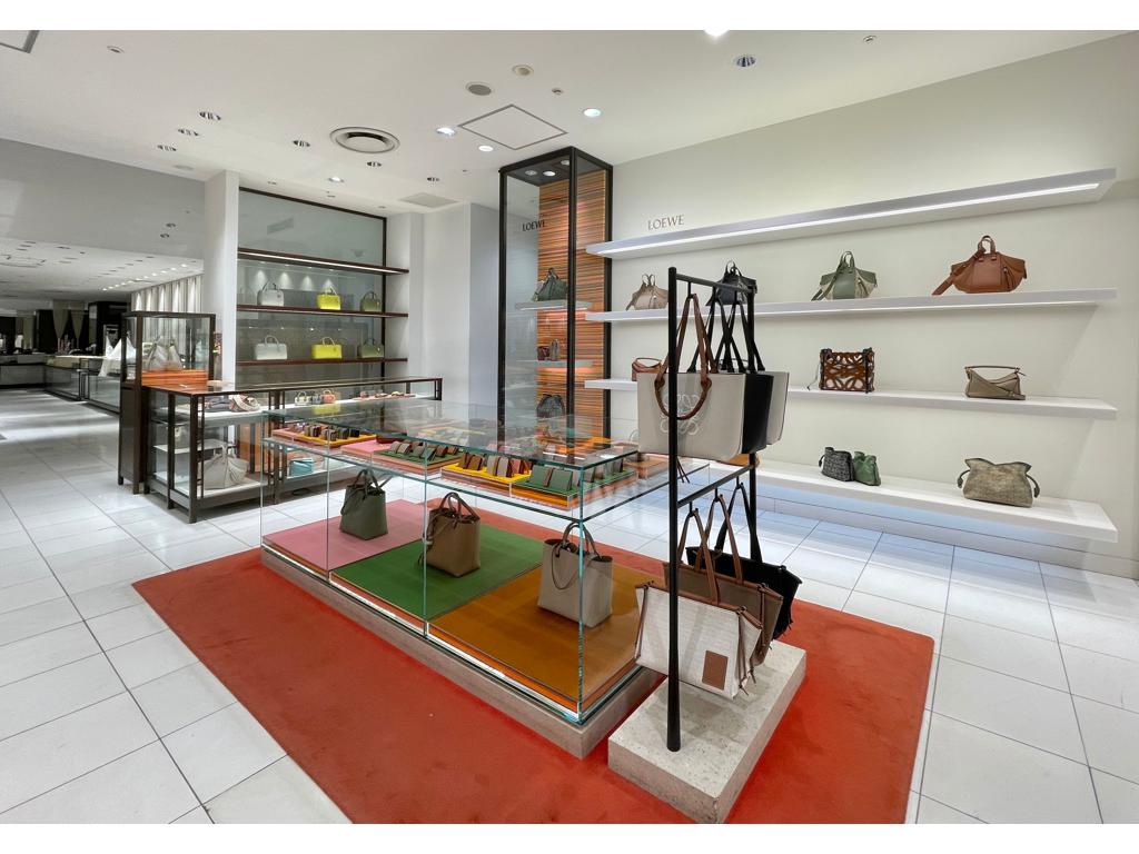 Images ロエベ 伊勢丹新宿店1F