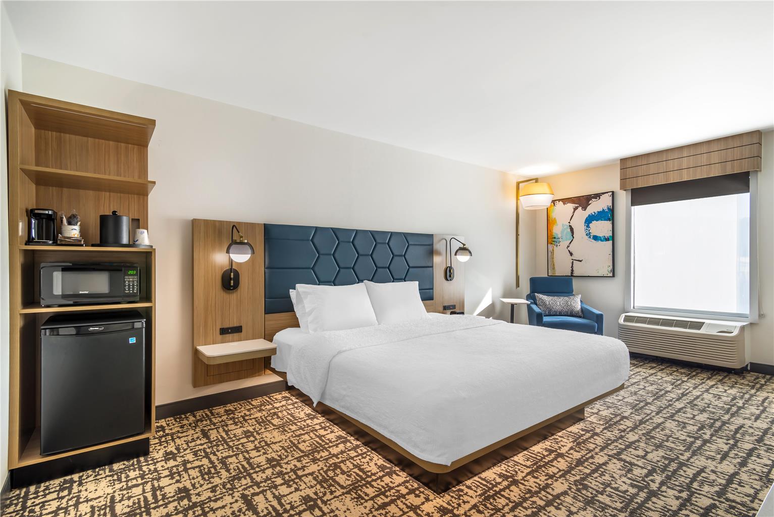 Guest room
