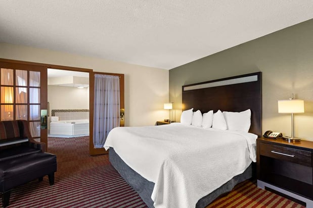 Images Best Western Germantown Inn