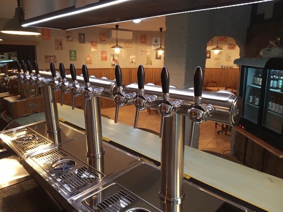 Images Install Beer  Alquiler de Grifos de Cerveza en Barcelona