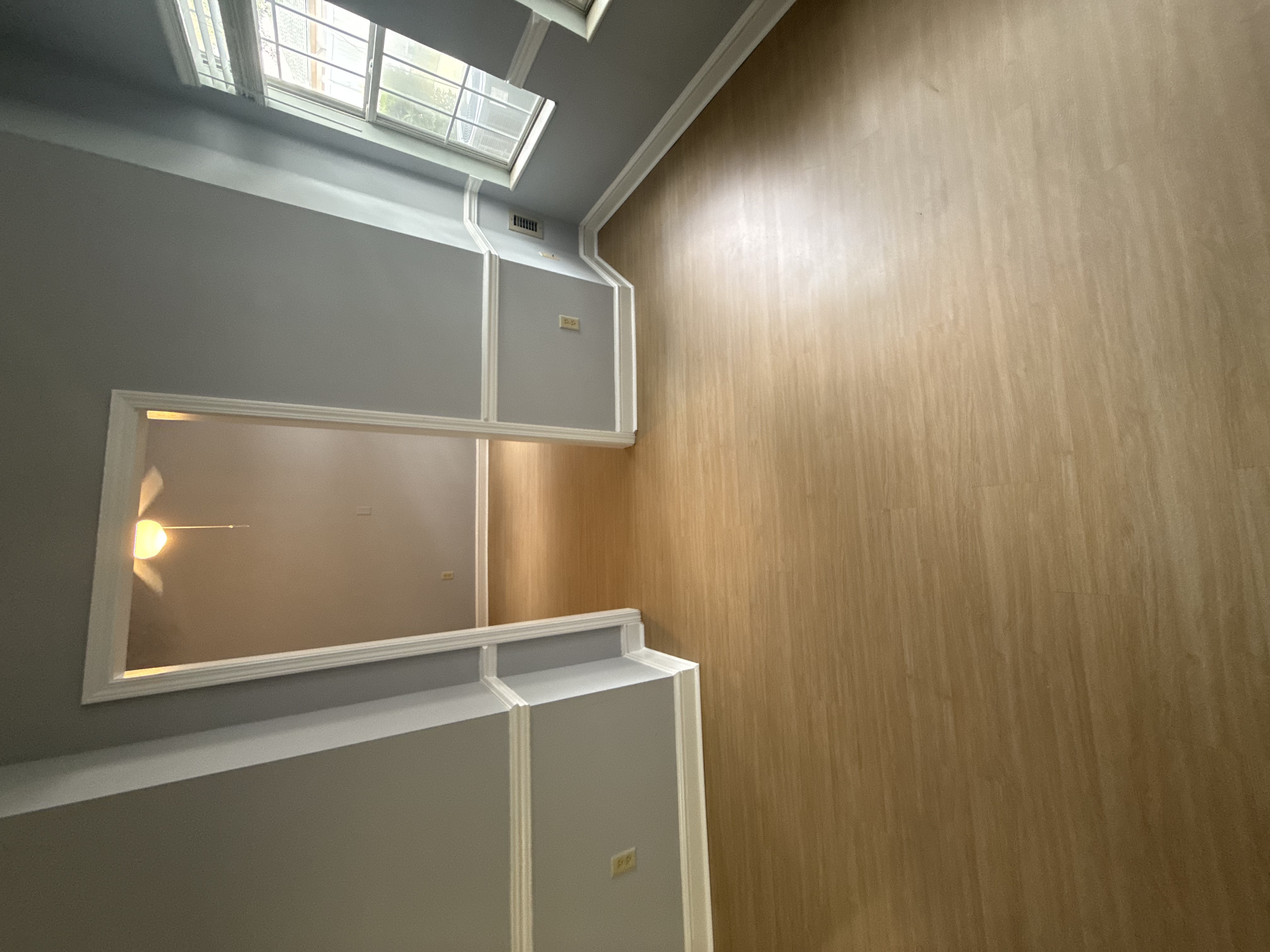 Floor Coverings International Image