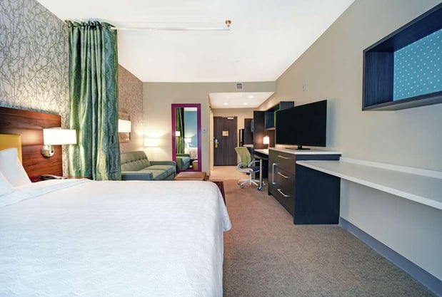 Images Home2 Suites by Hilton Beloit