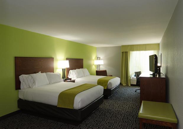 Images Holiday Inn Express Hickory-Hickory Mart by IHG