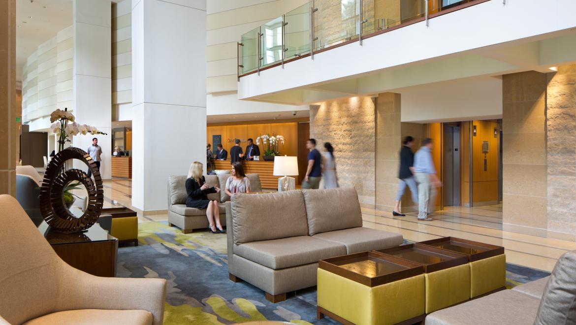 Lobby seating - Omni San Diego Hotel