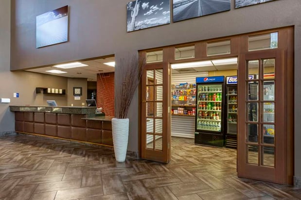 Images Best Western Plus Scottsdale Thunderbird Suites