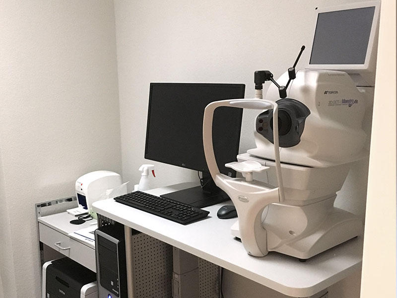 Augenarzt Oberursel Behandlungszimmer