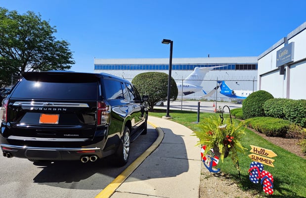 Images Chicago's Elite Black Car & Chauffeur Service